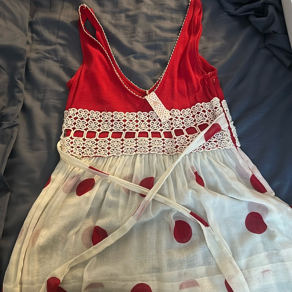 Free People Red and White Polka Dot Lace Trim Women's Top
Fits like womens xs/s